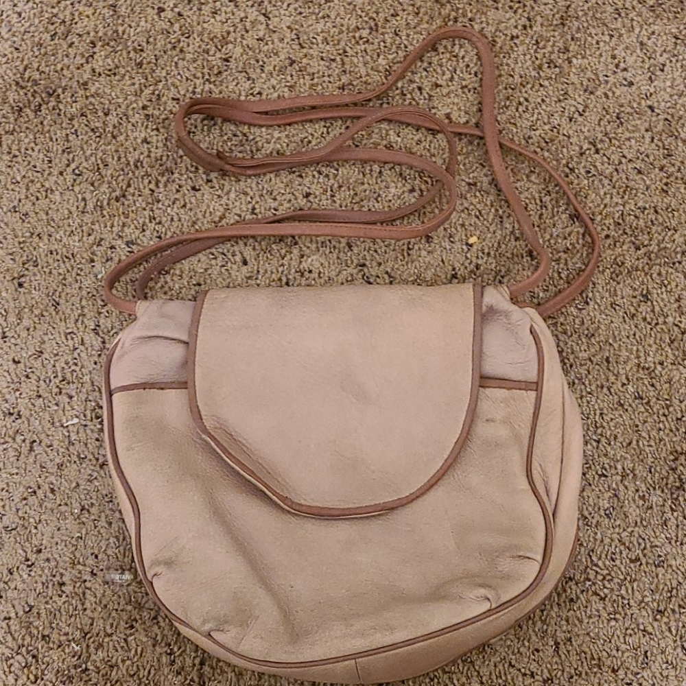 Vintage leather Earthbag Snap closure